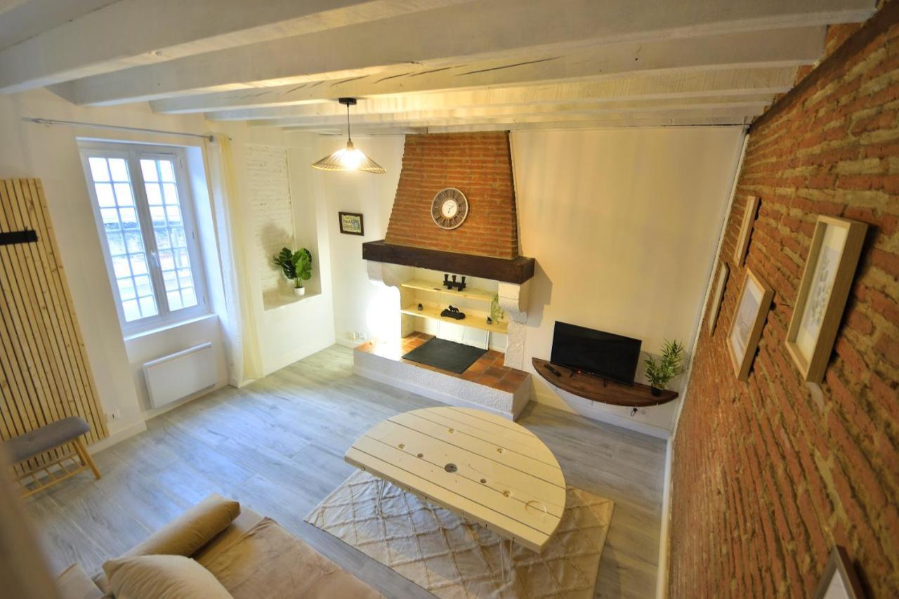 Maison Proche Centre * Wifi * Parking Devant * Mont-de-Marsan Kültér fotó
